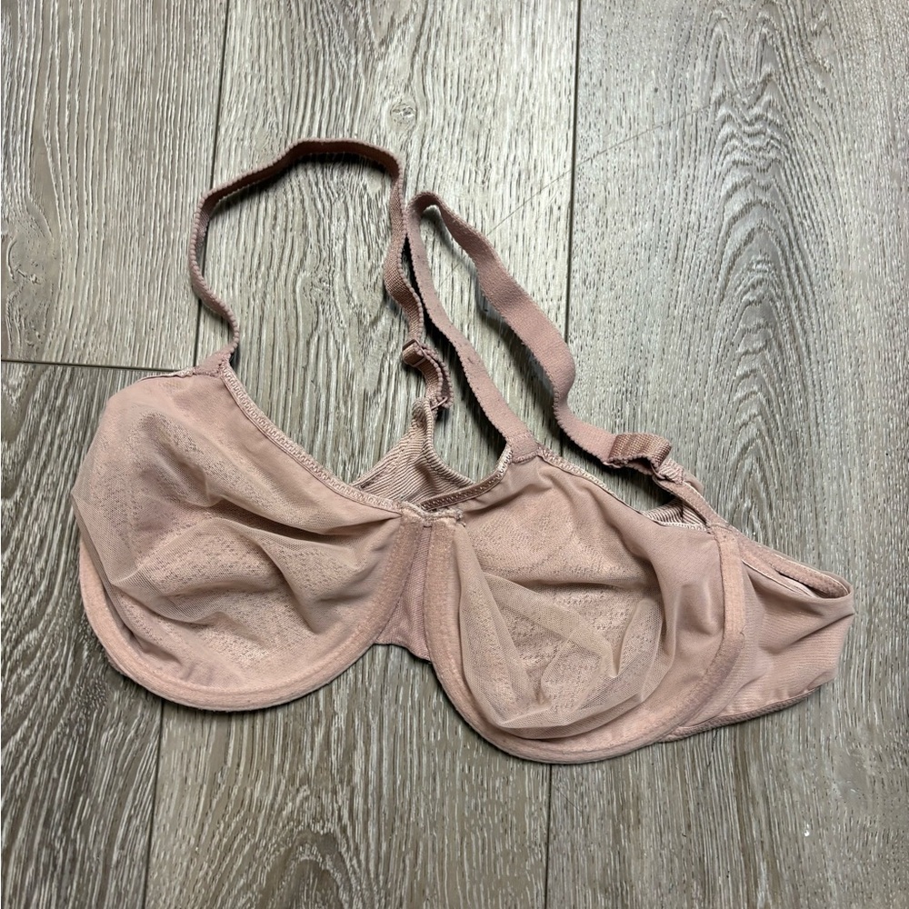 Wacoal Lace Bra in Soft Pink - Picture 6 of 6